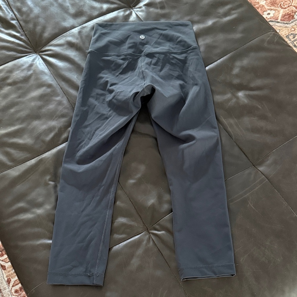 Lululemon Charcoal Grey Cropped Leggings